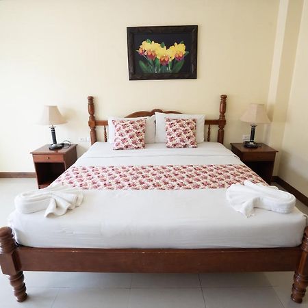 Hotel Pranang Flora House à Ao Nang Extérieur photo